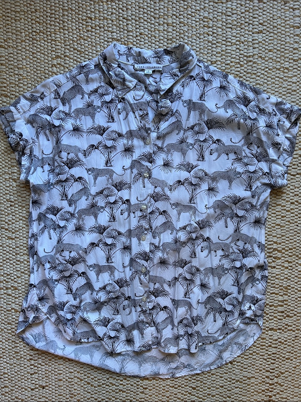 Jane & Delancy leopard print button down top